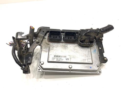 engine-control-unit-ecu-honda-civic-ix-fk-2012-2013-2014-2015-2016-2017-39302069 main image