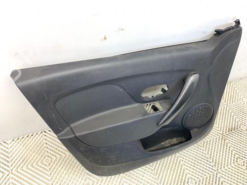 Forreste venstre beklædning DACIA LOGAN MCV II 1.5 Blue dCi 95 (K8JL) | BP39361065C58 - Image 2