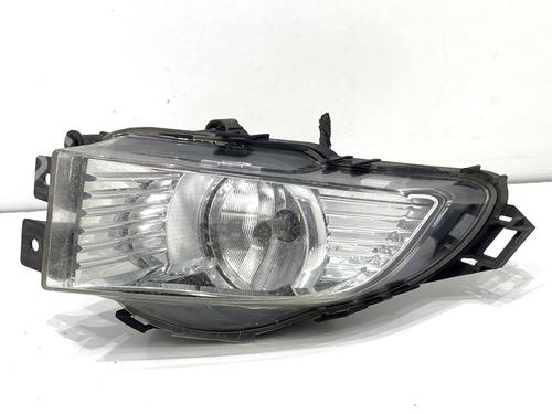 Used Right front fog light Right front fog light 39328546 39328546