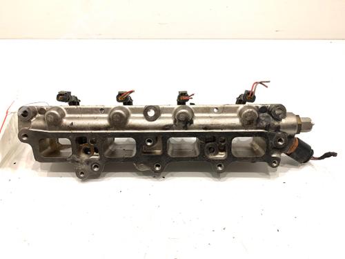 Injection rail VW SCIROCCO III (137, 138) 1.4 TSI | BP40558697M98 - Image 3