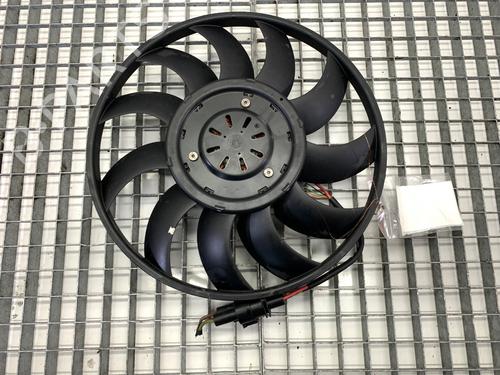 radiator-fan-audi-a8-d4-4h2-4h8-4hc-4hl-2009-2010-2011-2012-2013-2014-2015-2016-2017-2018-2019-39342217 main image
