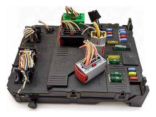 Used Fuse box Fuse box PEUGEOT 407 SW (6E_, 6D_) 1.6 HDi 110 (109 hp) 40521858 40521858