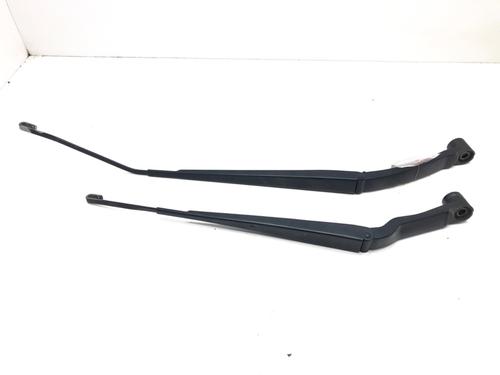 front-windshield-wiper-arm-renault-kadjar-ha_-hl_-2015-39283842 main image