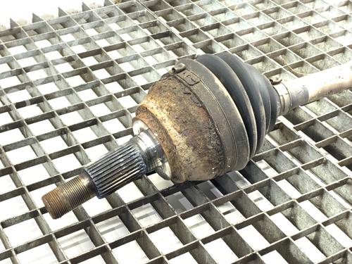 Left front driveshaft AUDI Q7 (4LB) 3.0 TDI quattro | BP40619696M38 - Image 2