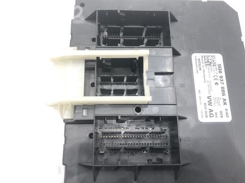 Electronic module SKODA OCTAVIA III Combi (5E5, 5E6) 2.0 TDI / TDI RS 4x4 | BP39300061M83 - Image 2