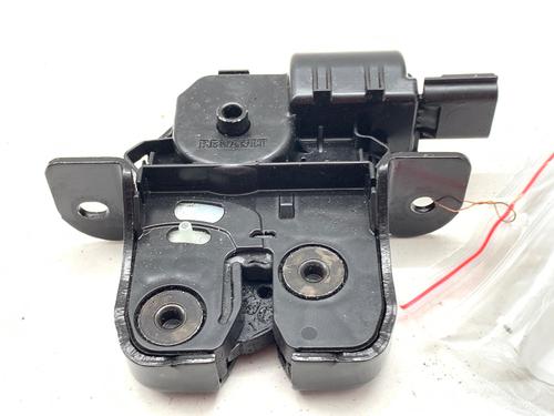 Tailgate lock DACIA DUSTER (HM_) 1.0 TCe 100 (HMMT) | BP40057032C101 - Image 2
