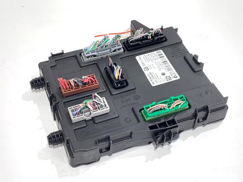 Used Fuse box Fuse box 39306968 39306968