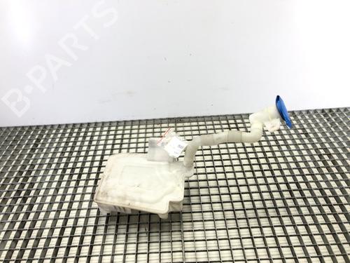 Used Windscreen washer tank Windscreen washer tank 39272968 39272968