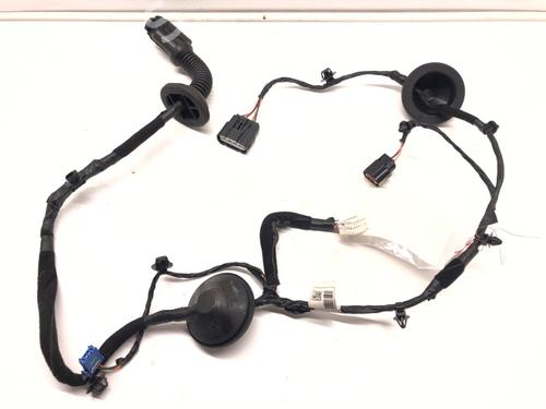 Used Wiring harness Wiring harness 39271723 39271723