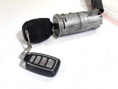 Switch OPEL MOVANO A Bus (X70) 2.2 DTI (JD) | BP39350665I30 - Image 2