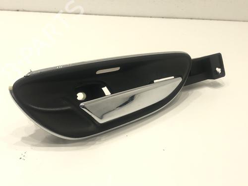 Used Front right interior door handle Front right interior door handle FIAT BRAVO II (198_) 1.9 D Multijet (198AXB1A) (120 hp) 39285566 39285566