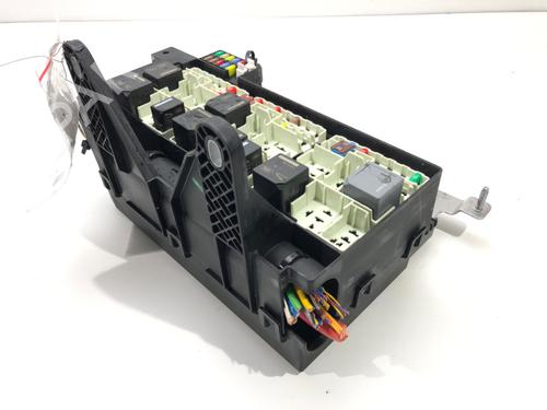 Fuse box JAGUAR XE (X760) 2.0 D | BP39273101E1 - Image 2