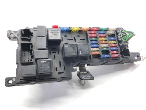 Used Fuse box Fuse box 39300505 39300505