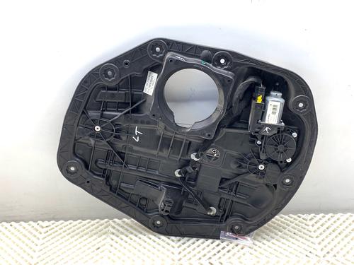 BP39320753C24 main image