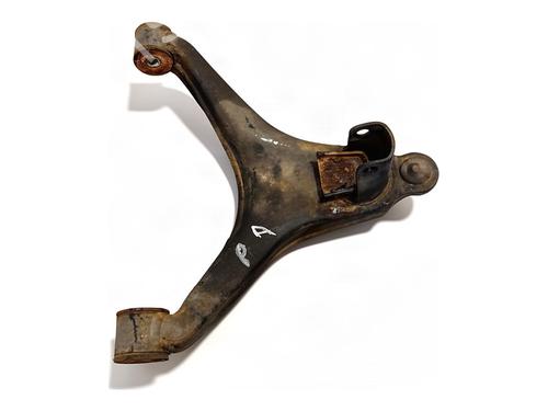 Used Right front suspension arm Right front suspension arm IVECO DAILY VI Platform/Chassis 33S16, 35S16, 35C16, 40C16, 42S16, 50C16 (156 hp) 39735940 39735940