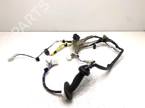 Used Wiring harness Wiring harness 39325522 39325522
