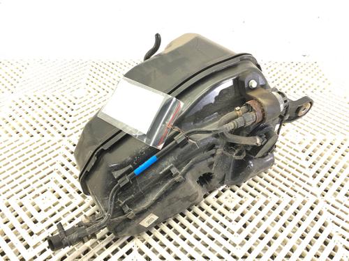 adblue-tank-bmw-5-g30-f90-2016-39307233 main image