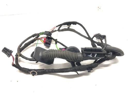wiring-harness-audi-q3-8ub-8ug-2011-2012-2013-2014-2015-2016-2017-2018-2019-2020-39274078 main image