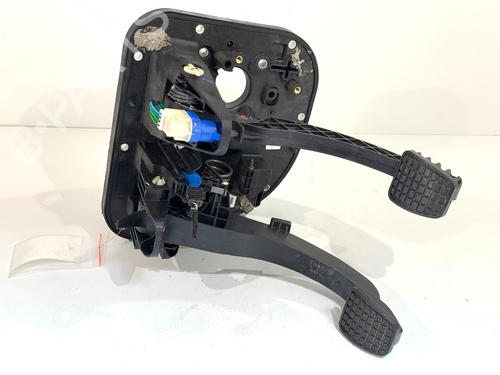 Pedal IVECO DAILY VI Bus 50C18, 60C18 | BP39358320I4 - Image 2