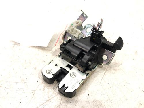 tailgate-lock-audi-a5-8t3-2007-2008-2009-2010-2011-2012-2013-2014-2015-2016-2017-39272515 main image