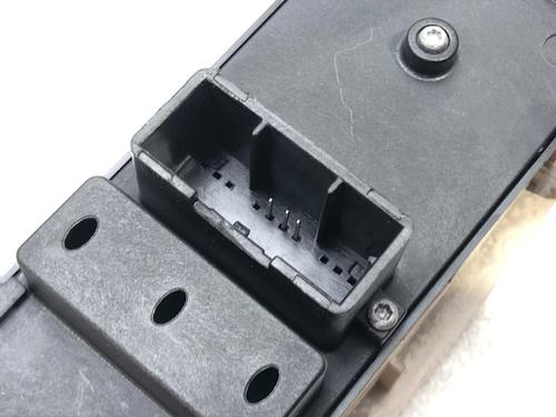 Switch MASERATI QUATTROPORTE VI 3.0 S Q4 | BP39269839I30 - Image 4