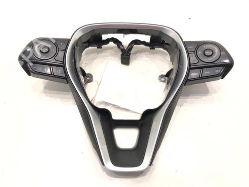 steering-wheel-controls-toyota-corolla-hatchback-_e21_-_ea1_-_eh1_-2018-39278671 main image