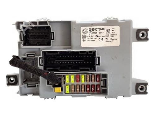 Used Fuse box Fuse box 39372421 39372421