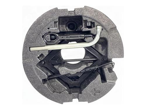 Used Jack Kit Jack Kit SKODA OCTAVIA III Combi (5E5, 5E6) 2.0 TDI (150 hp) 40033840 40033840