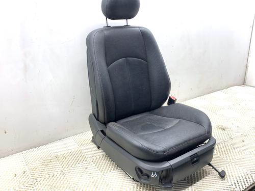 Right front seat MERCEDES-BENZ E-CLASS T-Model (S211) E 220 T CDI (211.206) | BP39341232C16 - Image 2
