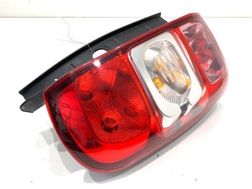 Left taillight DACIA DUSTER (HS_) 1.2 TCe 125 | BP39357267C34 - Image 2