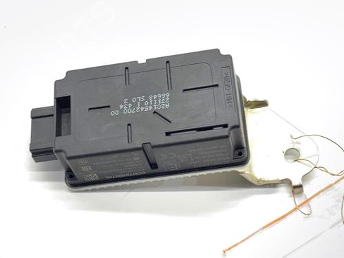 electronic-sensor-suzuki-s-cross-2022-39290690 main image