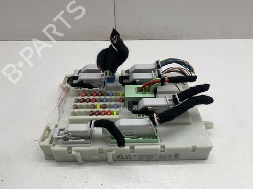 Fuse box VOLVO V40 Hatchback (525) D2 | BP39378159E1 - Image 2