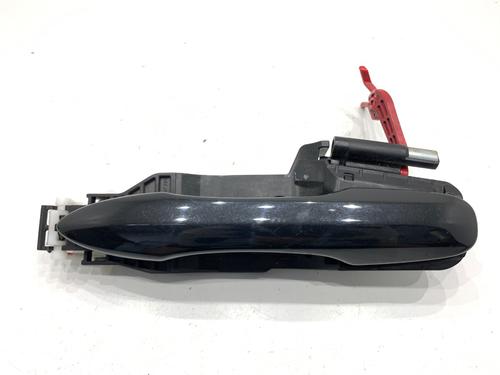 Used Rear left exterior door handle Rear left exterior door handle TOYOTA COROLLA Saloon (_E21_) 1.6 VVTi (ZRE210) (132 hp) 39339933 39339933