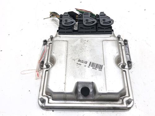 Used Engine control unit (ECU) Engine control unit (ECU) 39279498 39279498