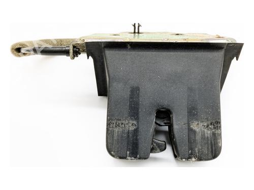 Used Tailgate lock Tailgate lock SKODA SUPERB III Estate (3V5) 2.0 TDI (150 hp) 39357197 39357197
