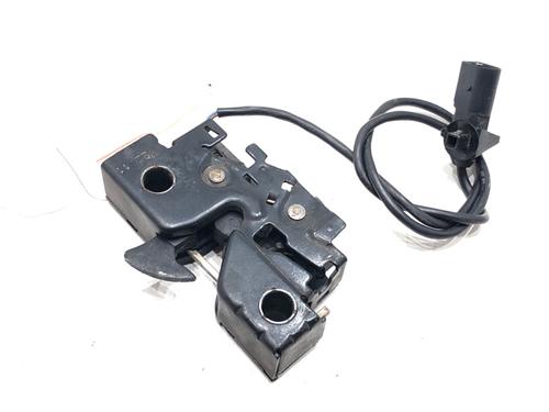 hood-lock-vw-jetta-iv-162-163-av3-av2-2008-2009-2010-2011-2012-2013-2014-2015-2016-2017-2018-2019-39278182 main image
