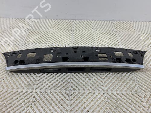 Used Tailgate trim Tailgate trim 39304396 39304396