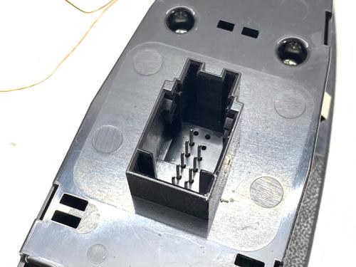 Switch BMW 1 (F20) 116 i | BP39376450I30 - Image 3