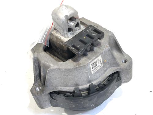 Used Engine mount Engine mount 39297493 39297493