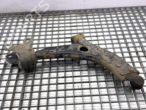 left-front-suspension-arm-ford-focus-iii-turnier-2010-2011-2012-2013-2014-2015-2016-2017-2018-2019-2020-39331607 main image