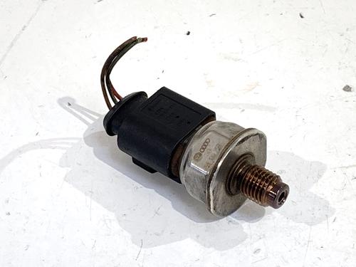 Used Electronic sensor Electronic sensor 39346137 39346137