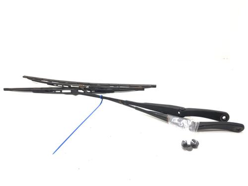 front-windshield-wiper-arm-dacia-duster-hs_-2010-2011-2012-2013-2014-2015-2016-2017-2018-39283761 main image