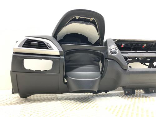Dashboard BMW 1 (F21) 114 i | BP39417433C46 - Image 3