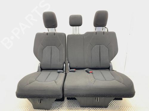rear-seat-3rd-row-chrysler-pacifica-ru-2016-39287748 main image