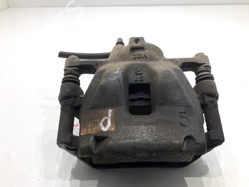 right-front-brake-caliper-toyota-yaris-cross-mxp_-2020-39339582 main image