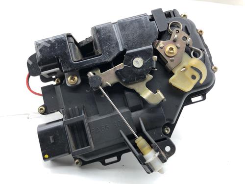 Front left lock AUDI A4 B6 (8E2) 1.9 TDI | BP39314029C98 - Image 2