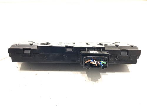 Warnblinkschalter DACIA DUSTER (HM_) 1.5 dCi 115 (HMAD) | BP39316006I22 - Image 2