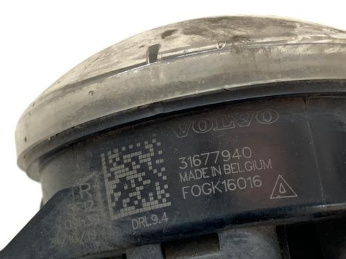Right front fog light VOLVO S60 III (224) T4 | BP39363424C31 - Image 3