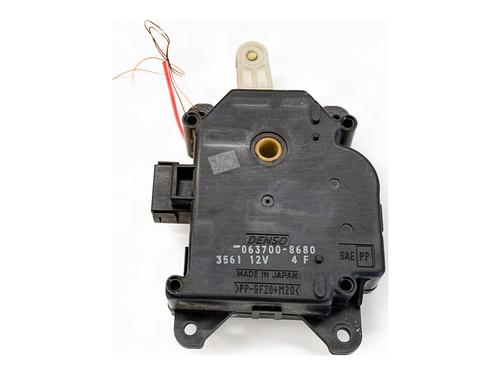 Used Heater blower motor Heater blower motor TOYOTA AVENSIS Estate (_T25_) 2.0 VVT-i (AZT250_, AZT250R) (147 hp) 39762795 39762795