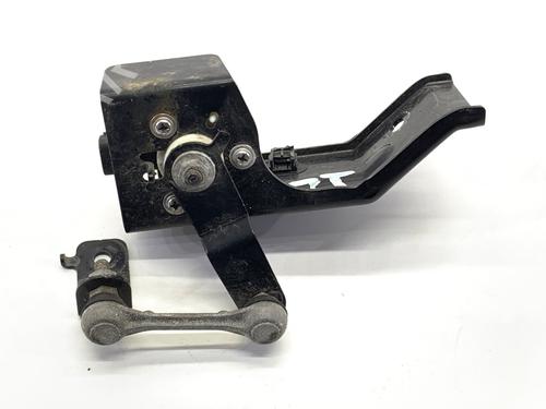 electronic-sensor-suzuki-s-cross-2022-39290692 main image